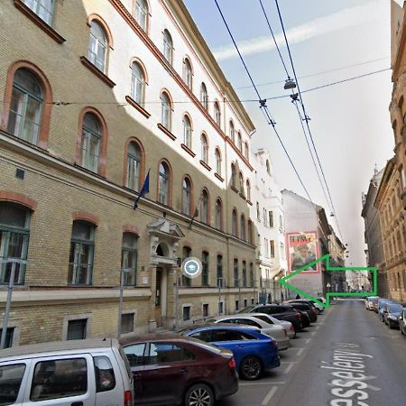 Lovely Apartment Close To Synagogue And Szimpla Garden Budapest Ngoại thất bức ảnh