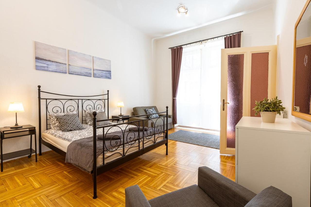 Lovely Apartment Close To Synagogue And Szimpla Garden Budapest Ngoại thất bức ảnh